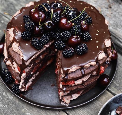 donne moi les gâteaux.